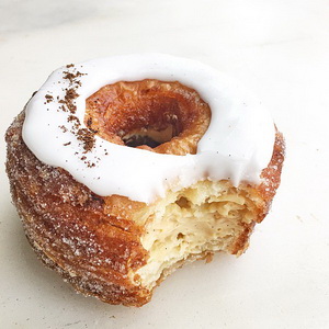 © photo cronut® by Dominique Ansel Bakery